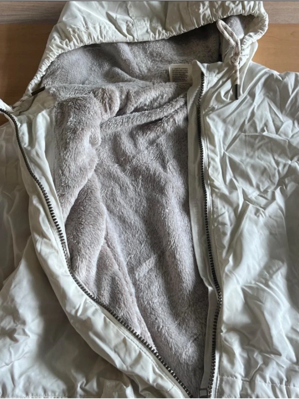 Avalanche Women's off White Hooded Puffer Jacket